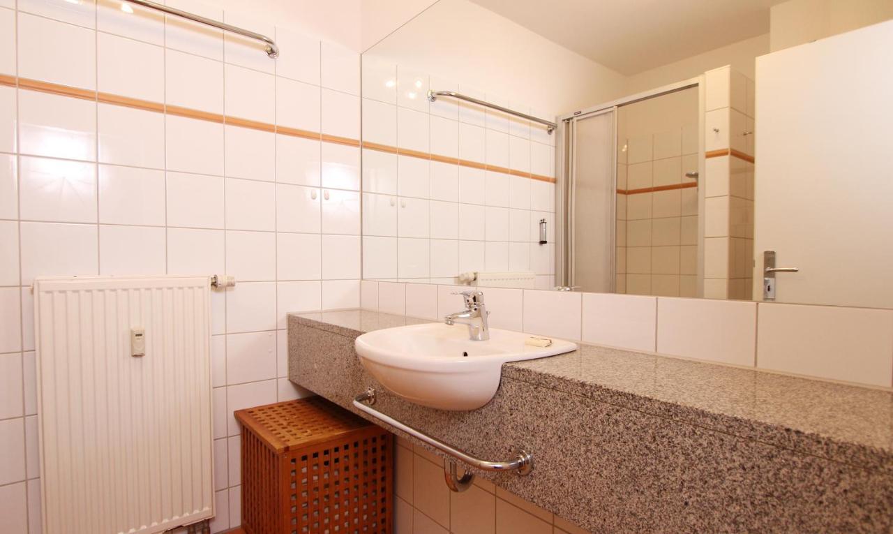 Ferienwohnung Sonnenschein - Direkte Meerlage Ostseebad Kühlungsborn エクステリア 写真